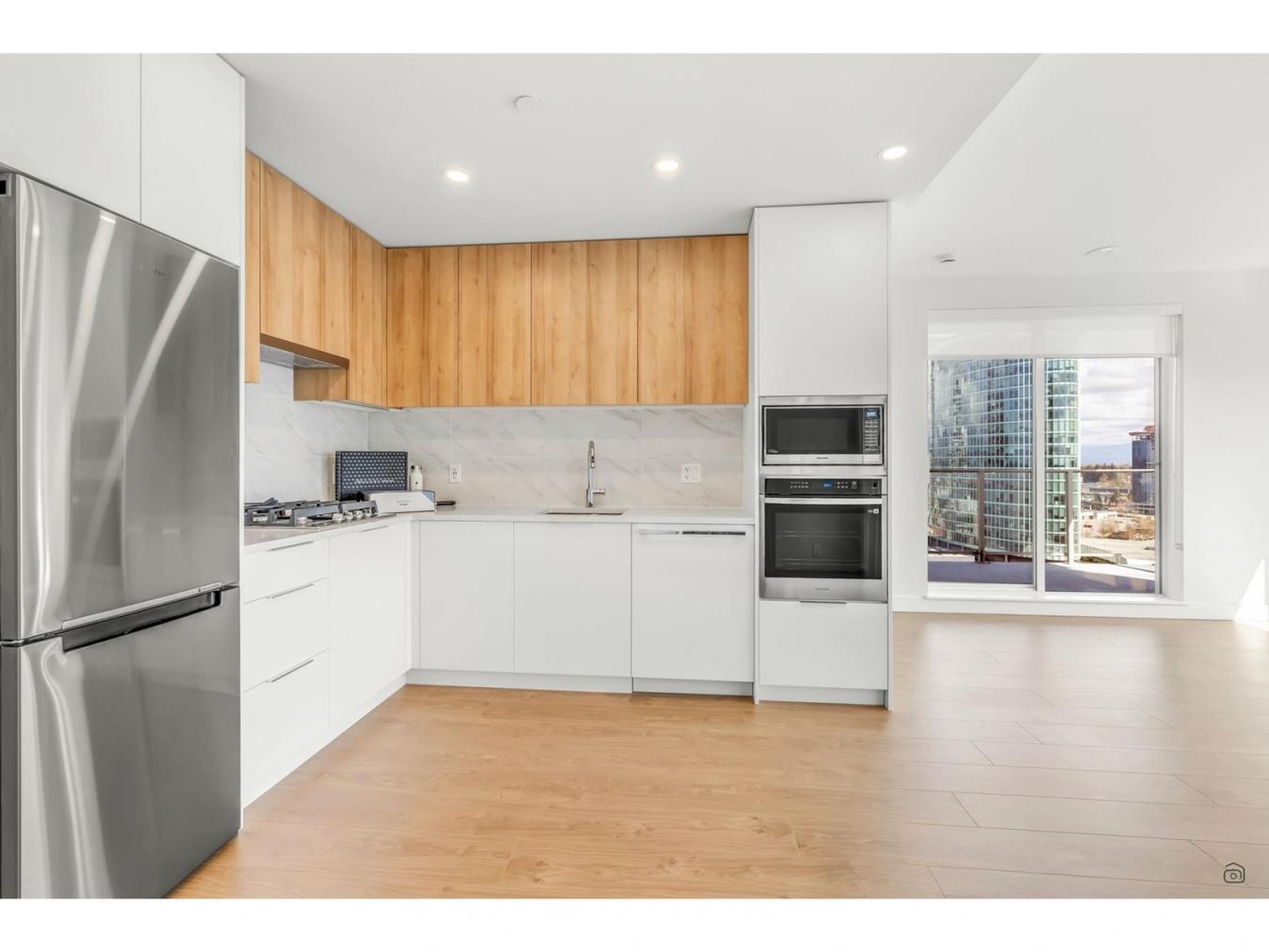 Surrey, BC, V3T3C6, Canada, 2 Bedrooms Bedrooms, ,Residential,For Sale,1787020