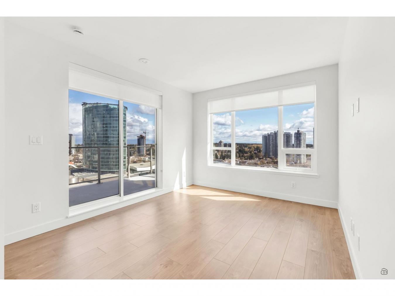 Surrey, BC, V3T3C6, Canada, 2 Bedrooms Bedrooms, ,Residential,For Sale,1787020