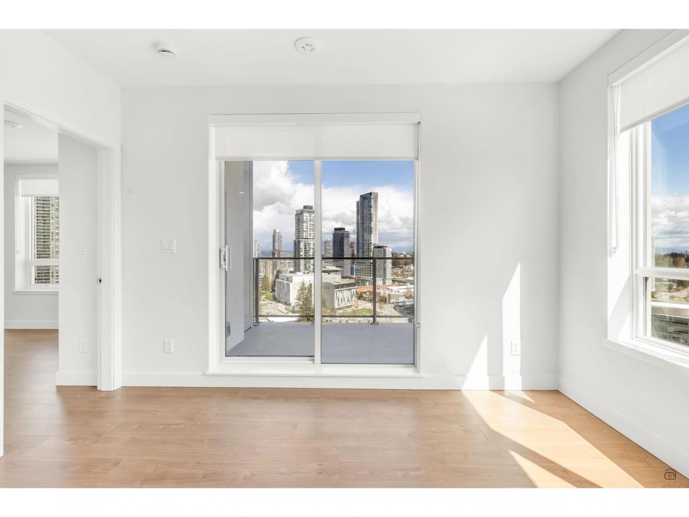 Surrey, BC, V3T3C6, Canada, 2 Bedrooms Bedrooms, ,Residential,For Sale,1787020