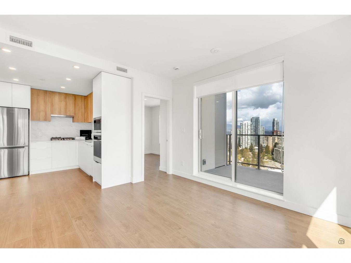 Surrey, BC, V3T3C6, Canada, 2 Bedrooms Bedrooms, ,Residential,For Sale,1787020