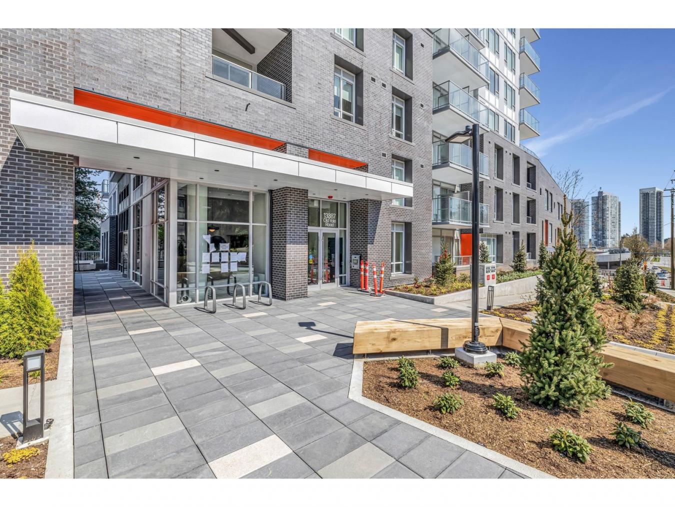 Surrey, BC, V3T3C6, Canada, 2 Bedrooms Bedrooms, ,Residential,For Sale,1787020