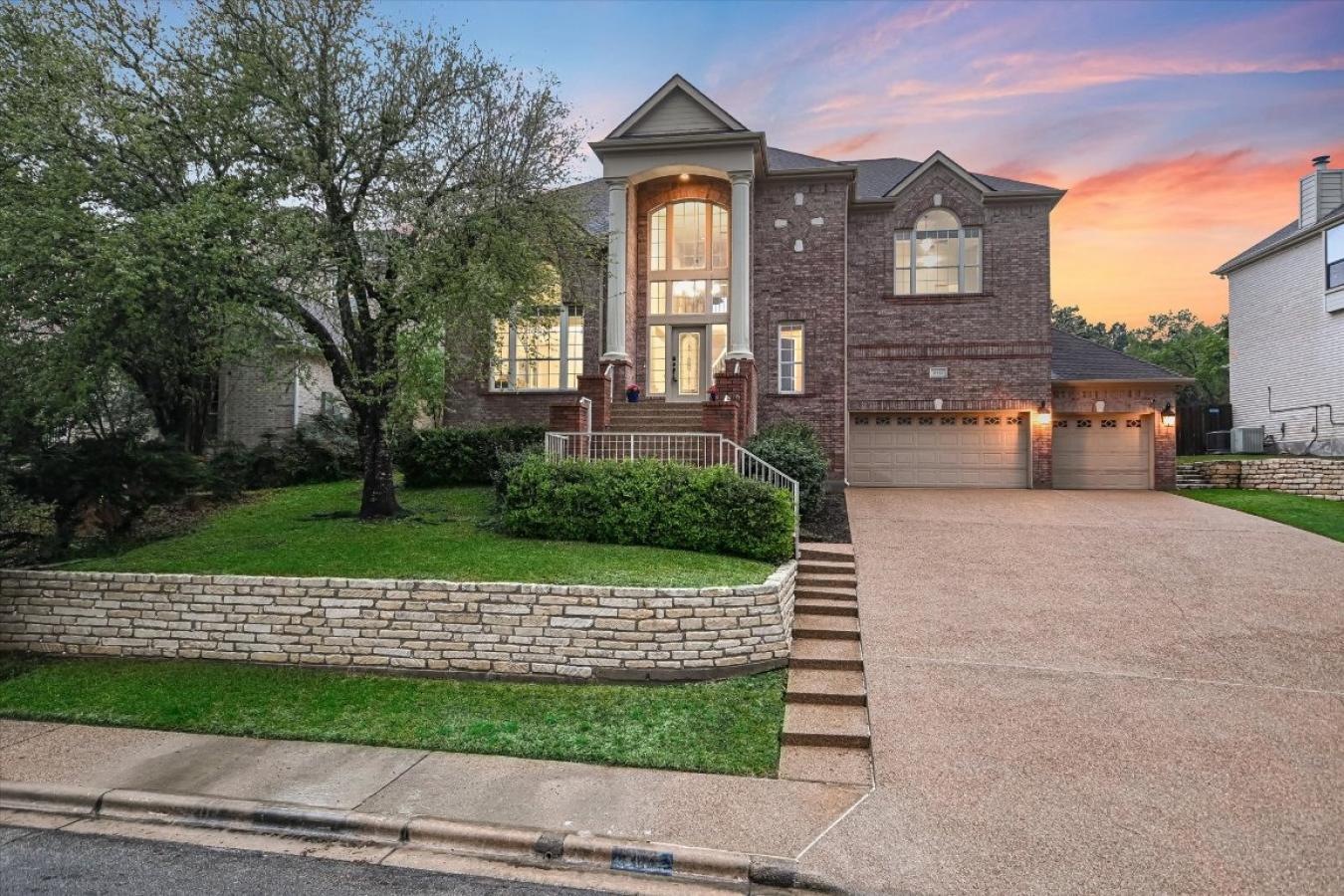 Austin, Texas, 78733, United States, 4 Bedrooms Bedrooms, ,3 BathroomsBathrooms,Residential,For Sale,1787006