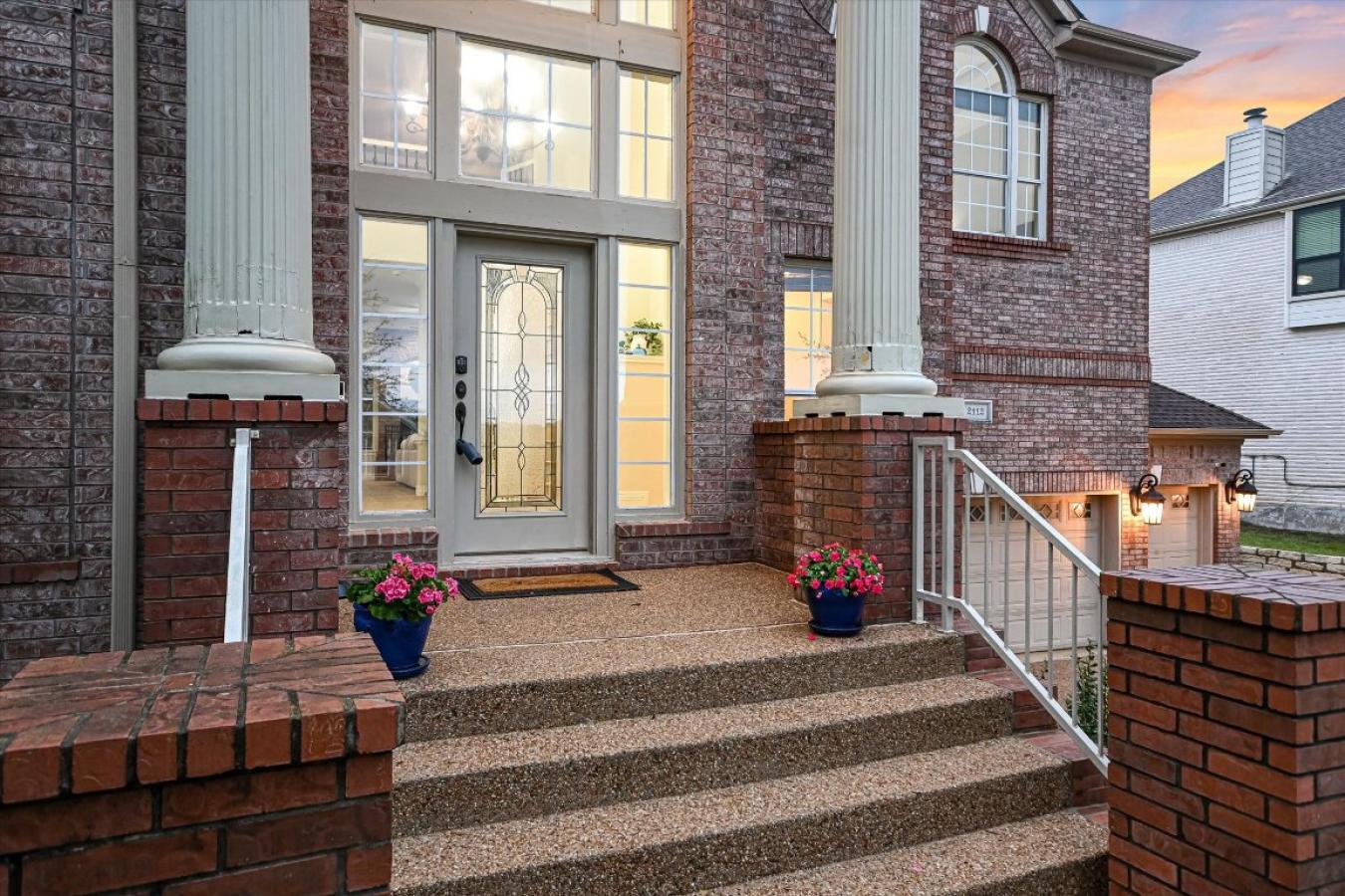 Austin, Texas, 78733, United States, 4 Bedrooms Bedrooms, ,3 BathroomsBathrooms,Residential,For Sale,1787006