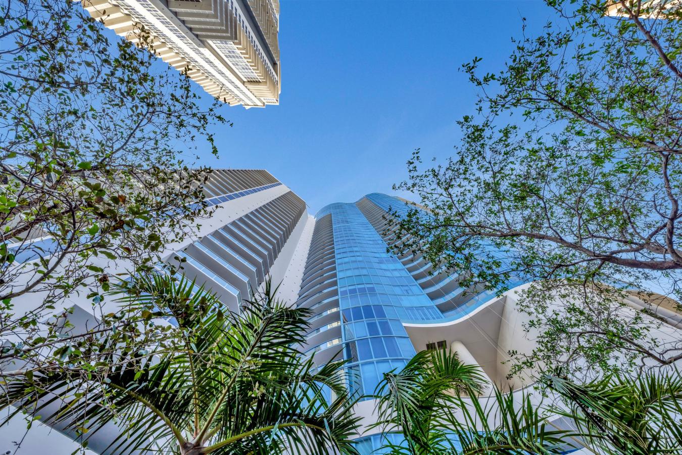 Ft. Lauderdale, Florida, 33301, United States, 2 Bedrooms Bedrooms, ,2 BathroomsBathrooms,Residential,For Sale,1797374