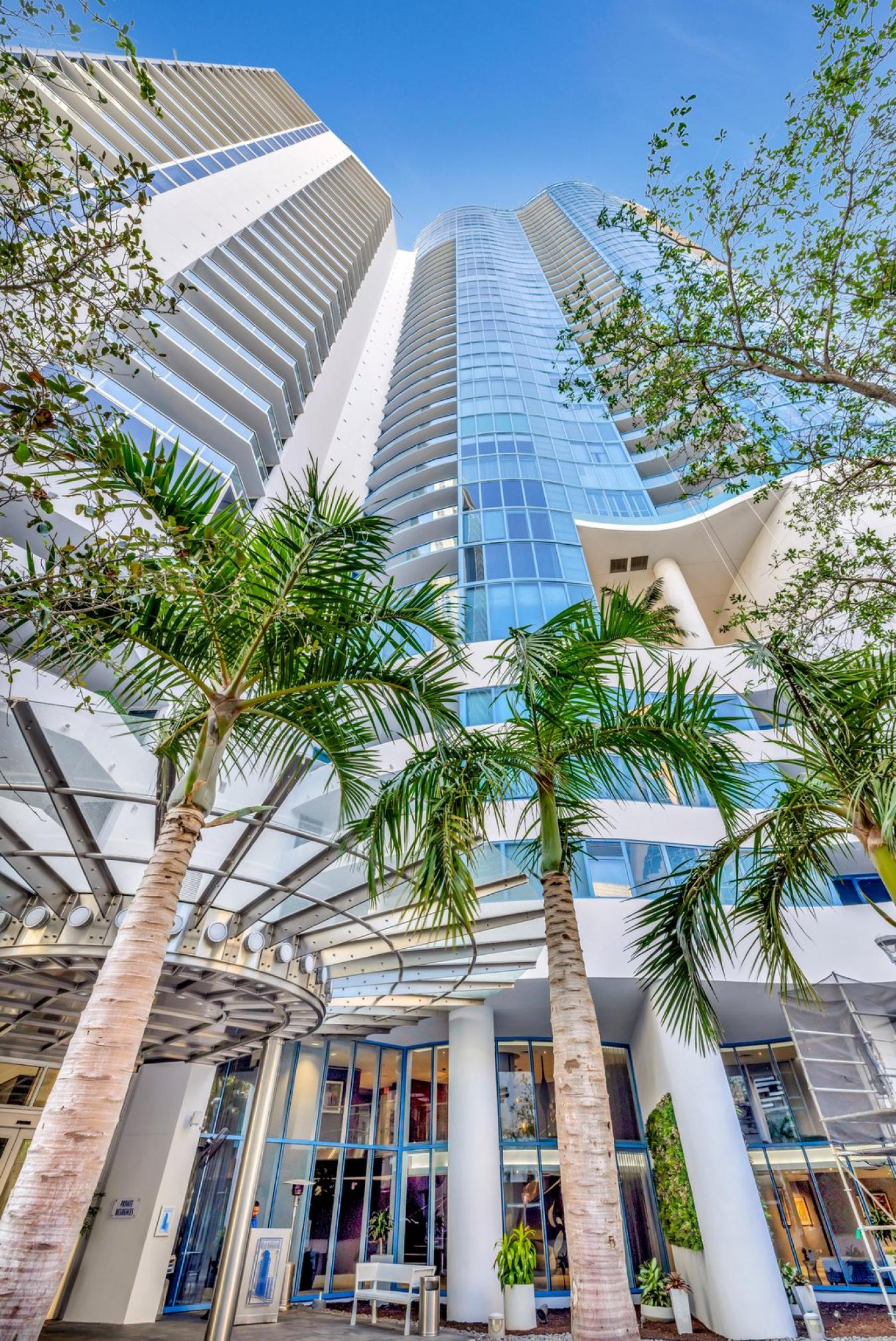 Ft. Lauderdale, Florida, 33301, United States, 2 Bedrooms Bedrooms, ,2 BathroomsBathrooms,Residential,For Sale,1797374