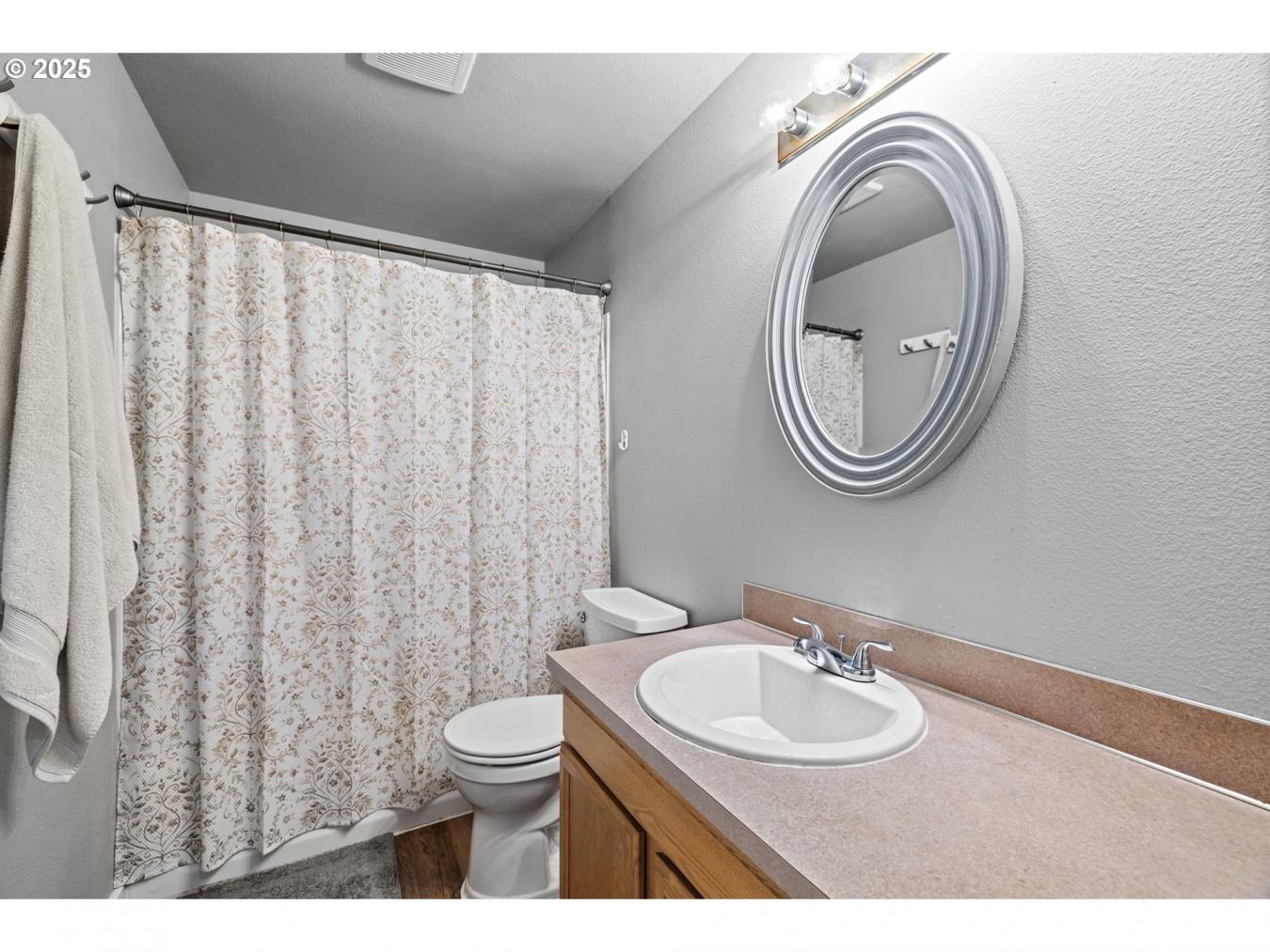 Hillsboro, Oregon, 97124, United States, 3 Bedrooms Bedrooms, ,2 BathroomsBathrooms,Residential,For Sale,1788218