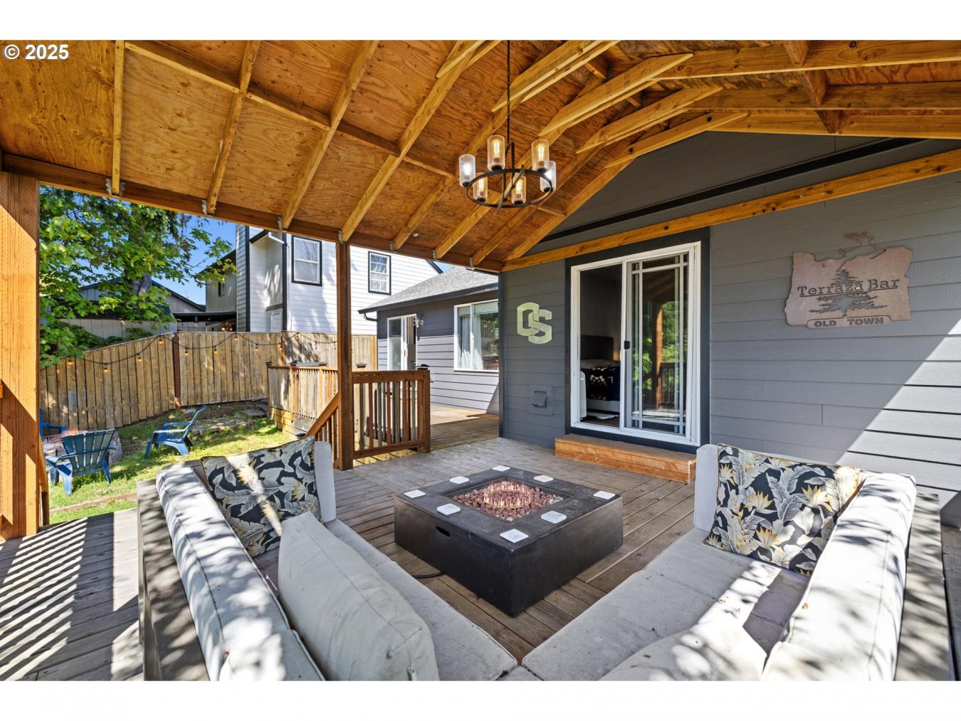 Hillsboro, Oregon, 97124, United States, 3 Bedrooms Bedrooms, ,2 BathroomsBathrooms,Residential,For Sale,1788218