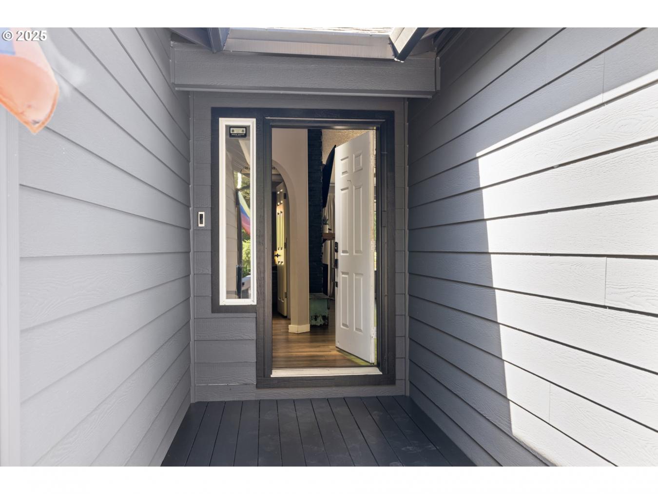 Hillsboro, Oregon, 97124, United States, 3 Bedrooms Bedrooms, ,2 BathroomsBathrooms,Residential,For Sale,1788218