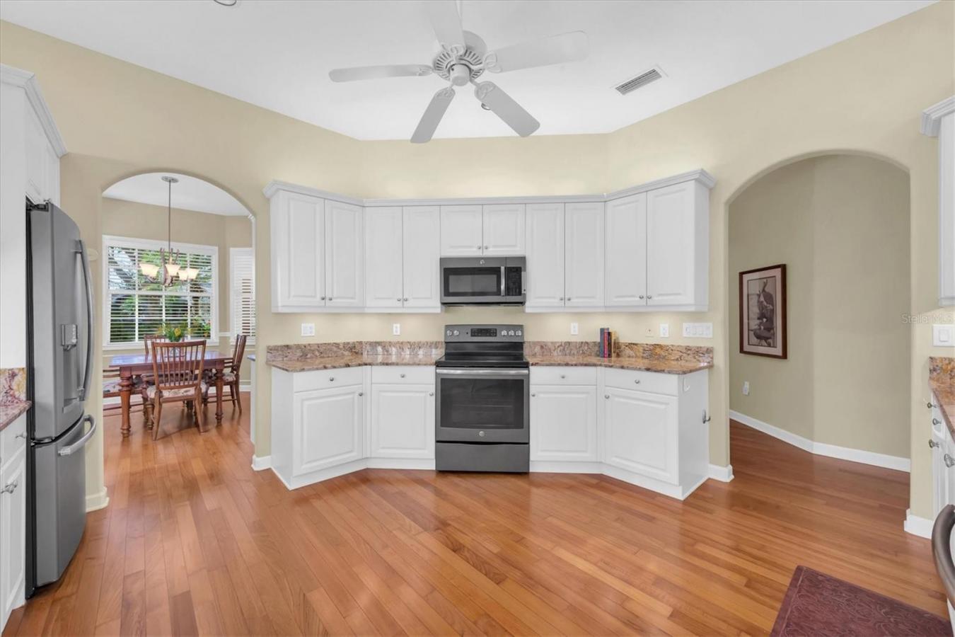 BRADENTON, Florida, 34209, United States, 3 Bedrooms Bedrooms, ,2 BathroomsBathrooms,Residential,For Sale,1788209