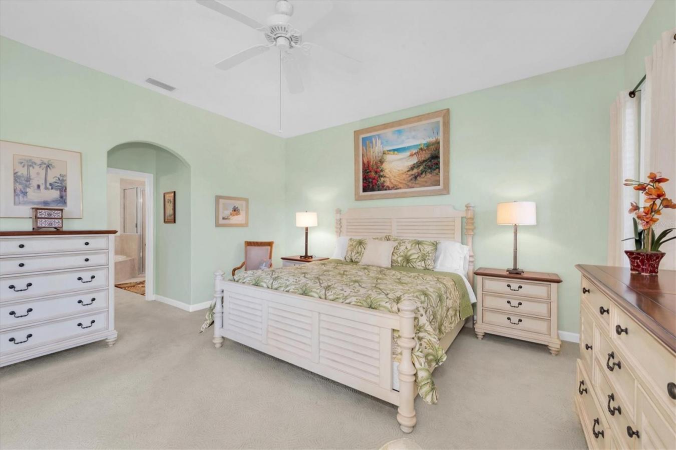 BRADENTON, Florida, 34209, United States, 3 Bedrooms Bedrooms, ,2 BathroomsBathrooms,Residential,For Sale,1788209