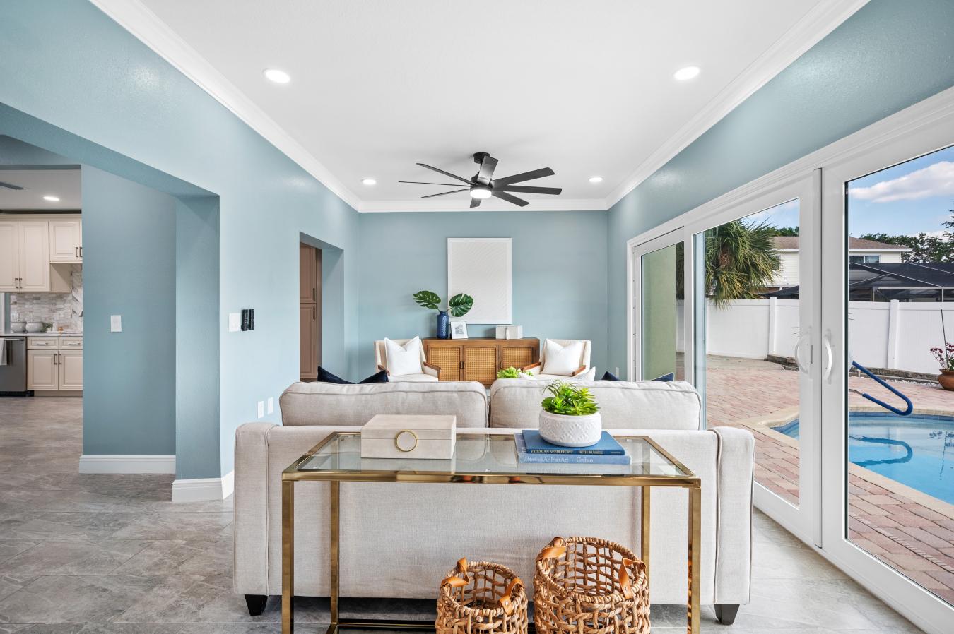 Tampa, Florida, 33615, United States, 7 Bedrooms Bedrooms, ,5 BathroomsBathrooms,Residential,For Sale,1786982