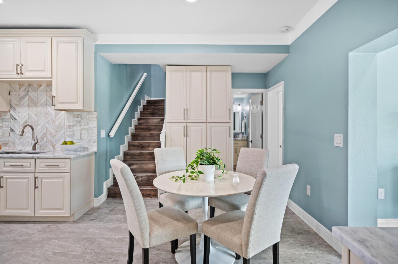 Tampa, Florida, 33615, United States, 7 Bedrooms Bedrooms, ,5 BathroomsBathrooms,Residential,For Sale,1786982