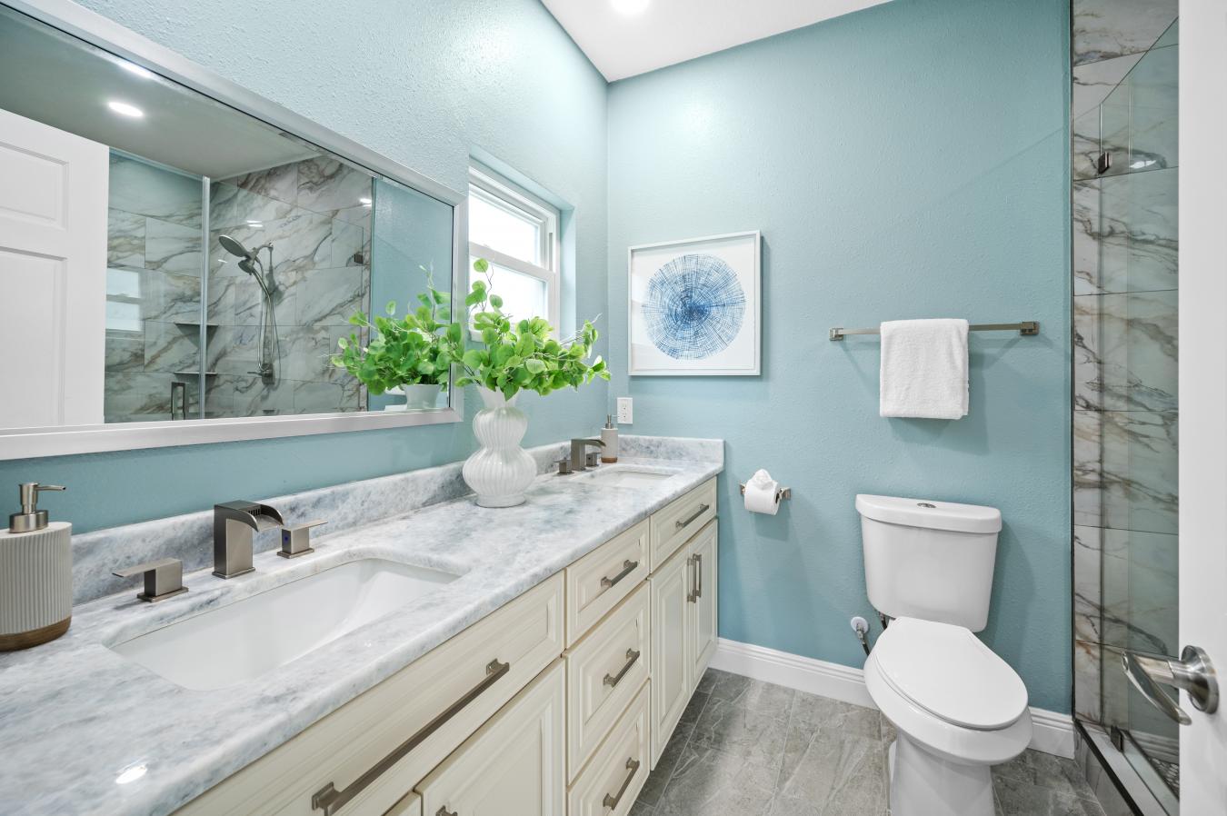 Tampa, Florida, 33615, United States, 7 Bedrooms Bedrooms, ,5 BathroomsBathrooms,Residential,For Sale,1786982