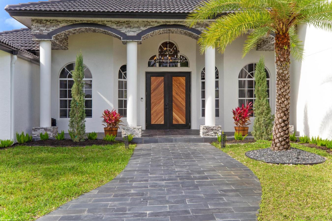 The Acreage, Florida, 33470, United States, 5 Bedrooms Bedrooms, ,4 BathroomsBathrooms,Residential,For Sale,1788205