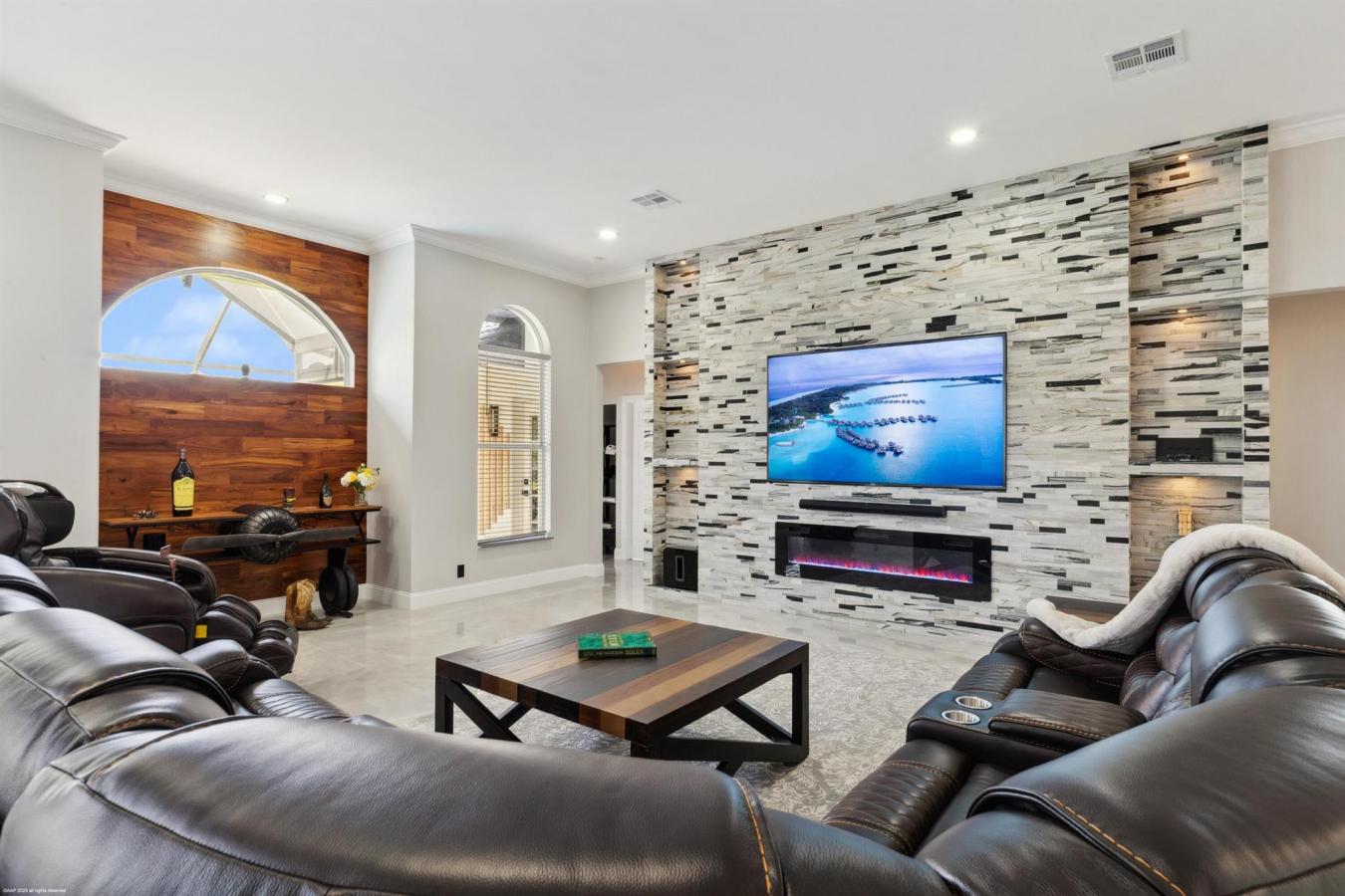 The Acreage, Florida, 33470, United States, 5 Bedrooms Bedrooms, ,4 BathroomsBathrooms,Residential,For Sale,1788205