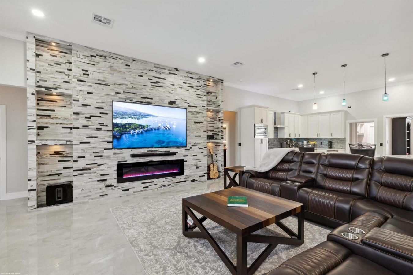 The Acreage, Florida, 33470, United States, 5 Bedrooms Bedrooms, ,4 BathroomsBathrooms,Residential,For Sale,1788205