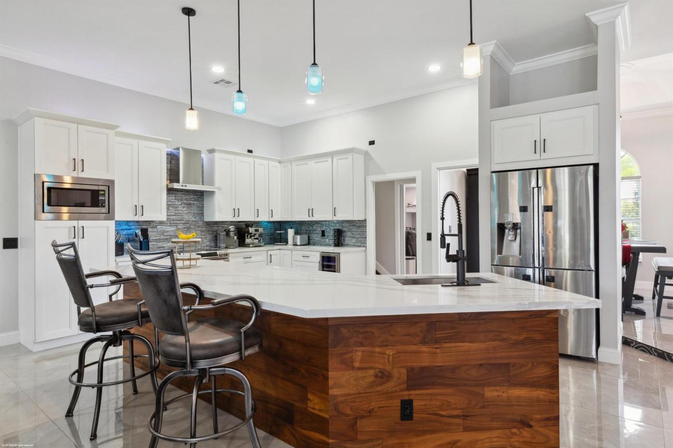 The Acreage, Florida, 33470, United States, 5 Bedrooms Bedrooms, ,4 BathroomsBathrooms,Residential,For Sale,1788205