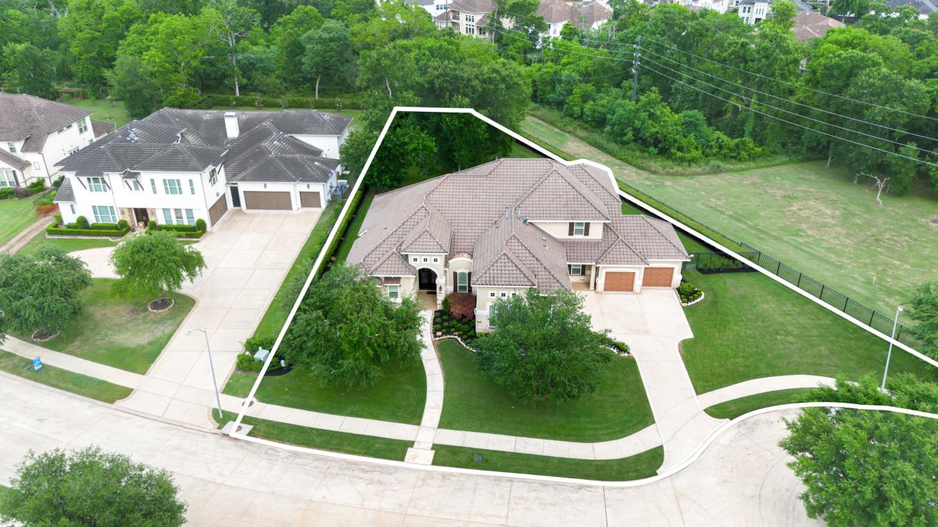 Sugar Land, Texas, 77479, United States, 4 Bedrooms Bedrooms, ,4 BathroomsBathrooms,Residential,For Sale,1801015