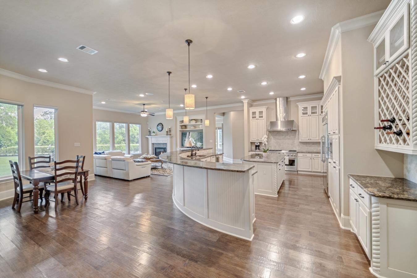 Sugar Land, Texas, 77479, United States, 4 Bedrooms Bedrooms, ,4 BathroomsBathrooms,Residential,For Sale,1801015