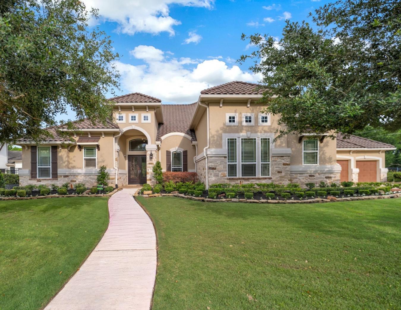 Sugar Land, Texas, 77479, United States, 4 Bedrooms Bedrooms, ,4 BathroomsBathrooms,Residential,For Sale,1801015
