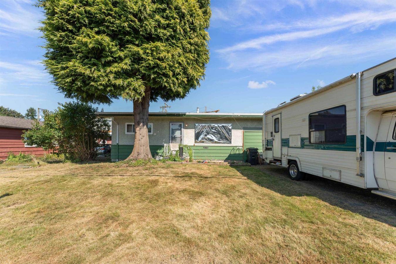 Langley, BC, V4W 3H7, Canada, 2 Bedrooms Bedrooms, ,1 BathroomBathrooms,Residential,For Sale,1790105 Langley, BC, V4W 3H7, Canada, 2 Bedrooms Bedrooms, ,1 BathroomBathrooms,Residential,For Sale,1790105