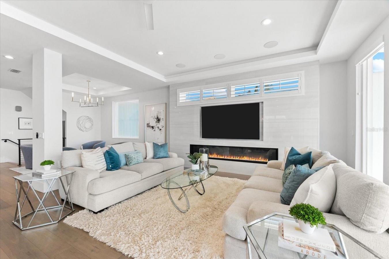 INDIAN ROCKS BEACH, Florida, 33785, United States, 5 Bedrooms Bedrooms, ,5 BathroomsBathrooms,Residential,For Sale,1790101