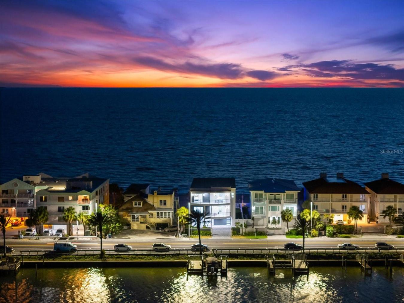 INDIAN ROCKS BEACH, Florida, 33785, United States, 5 Bedrooms Bedrooms, ,5 BathroomsBathrooms,Residential,For Sale,1790101