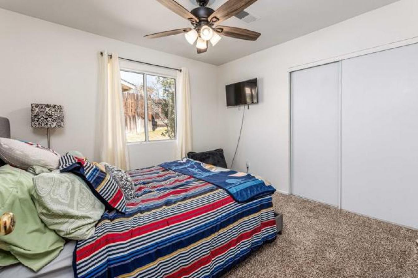 Lakeside, California, 92040, United States, 4 Bedrooms Bedrooms, ,2 BathroomsBathrooms,Residential,For Sale,1790095