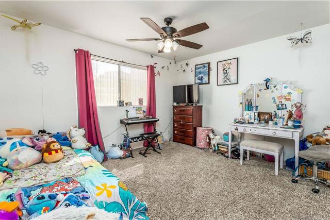 Lakeside, California, 92040, United States, 4 Bedrooms Bedrooms, ,2 BathroomsBathrooms,Residential,For Sale,1790095