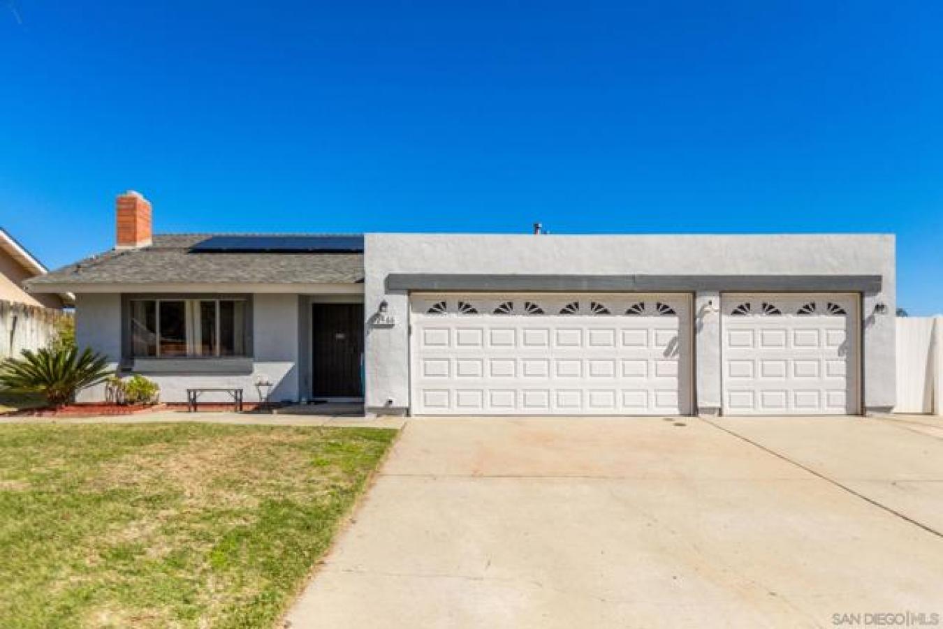 Lakeside, California, 92040, United States, 4 Bedrooms Bedrooms, ,2 BathroomsBathrooms,Residential,For Sale,1790095