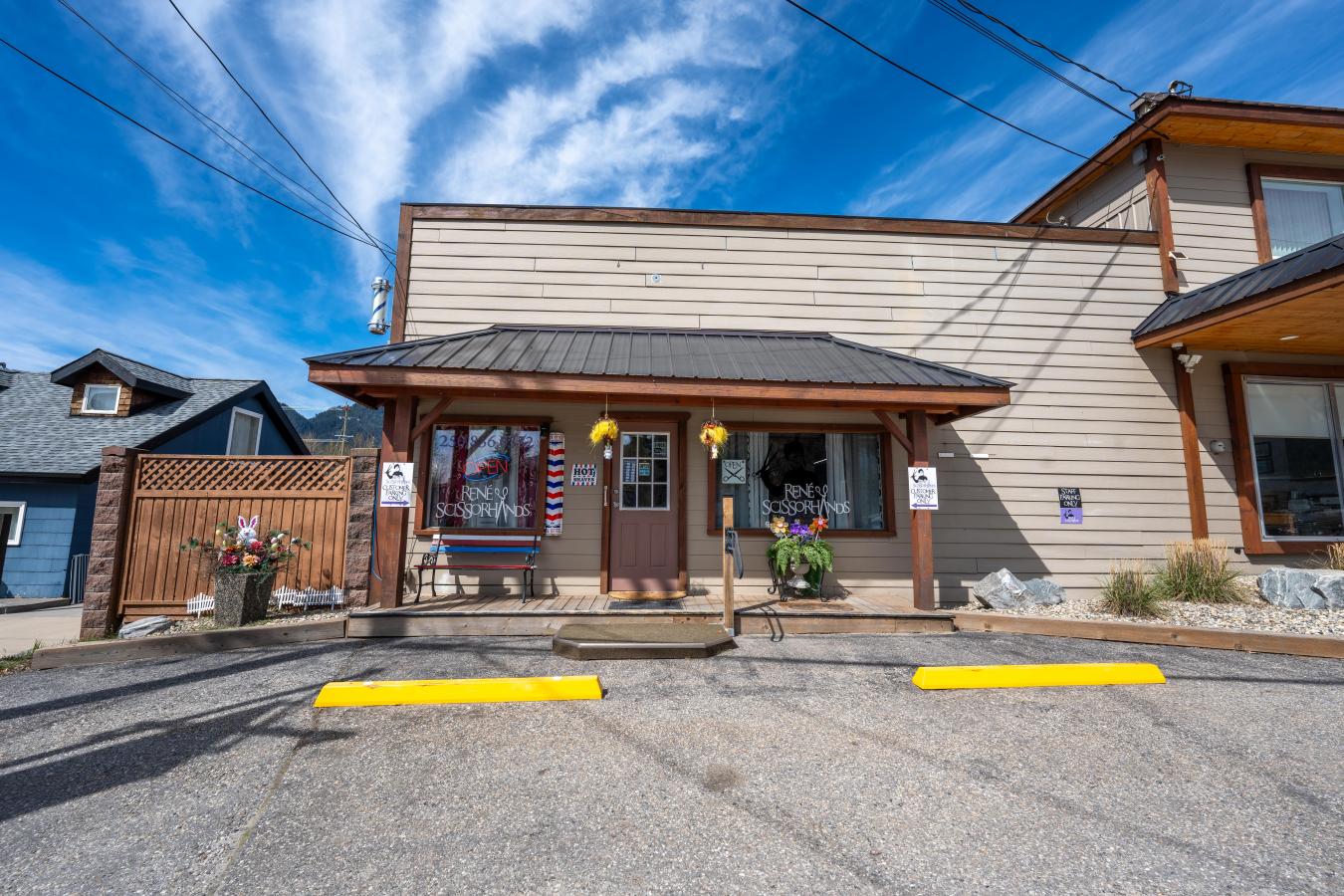 Sicamous, BC, V0E 2V0, Canada, 4 Bedrooms Bedrooms, ,4 BathroomsBathrooms,Residential,For Sale,1801014