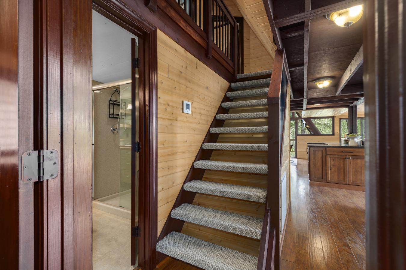 Innsbrook, Missouri, 63390, United States, 3 Bedrooms Bedrooms, ,2 BathroomsBathrooms,Residential,For Sale,1797373