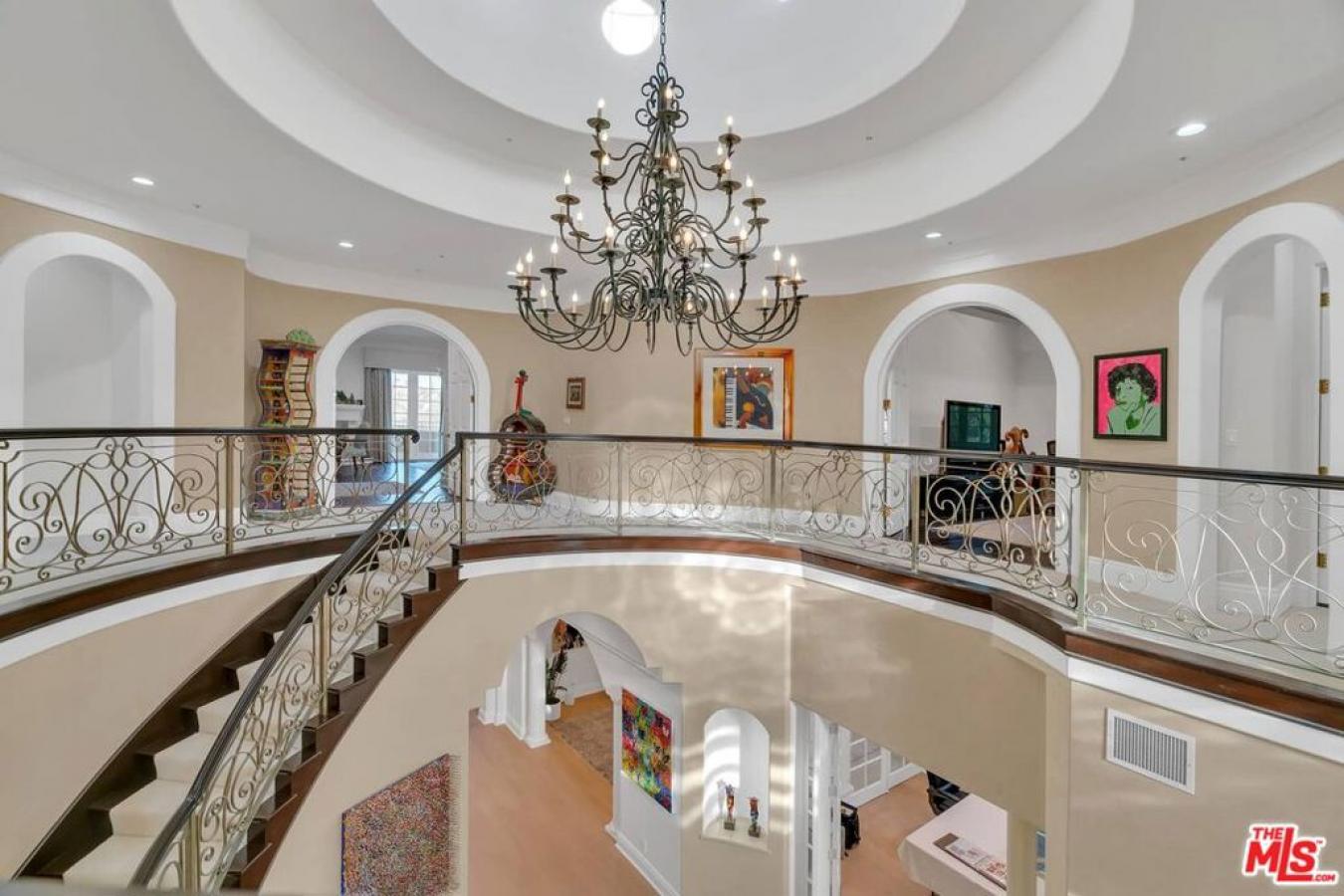 Los Angeles, California, 90077, United States, 5 Bedrooms Bedrooms, ,6 BathroomsBathrooms,Residential,For Sale,1790083
