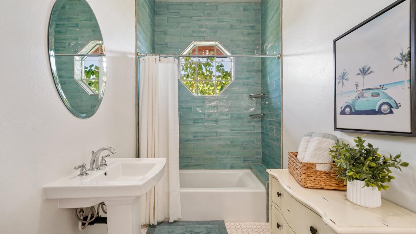 Heber City, Utah, 84032, United States, 4 Bedrooms Bedrooms, ,2 BathroomsBathrooms,Residential,For Sale,1790081