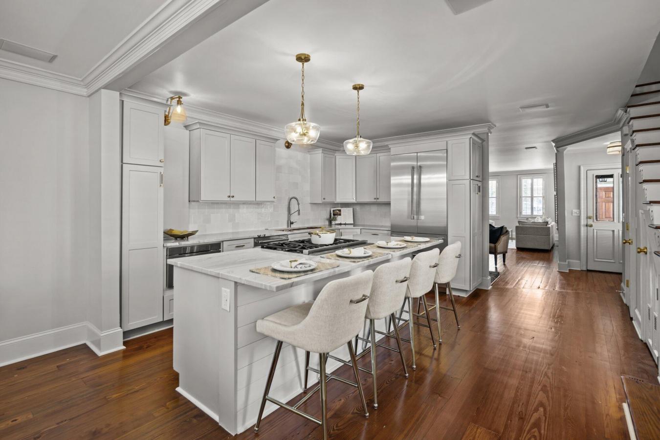 Charleston, South Carolina, 29401, United States, 2 Bedrooms Bedrooms, ,2 BathroomsBathrooms,Residential,For Sale,1797372
