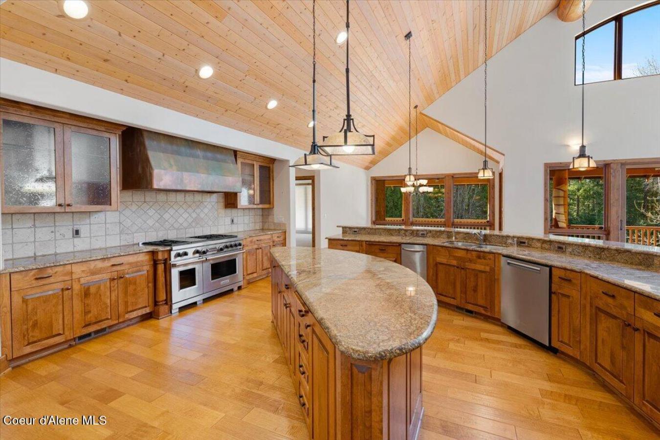 Sagle, Idaho, 83860, United States, 5 Bedrooms Bedrooms, ,Residential,For Sale,1797369