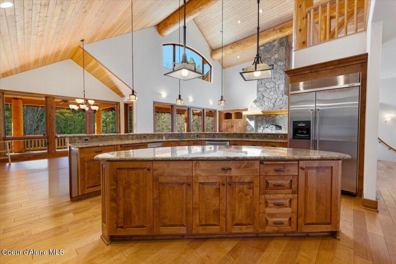 Sagle, Idaho, 83860, United States, 5 Bedrooms Bedrooms, ,Residential,For Sale,1797369