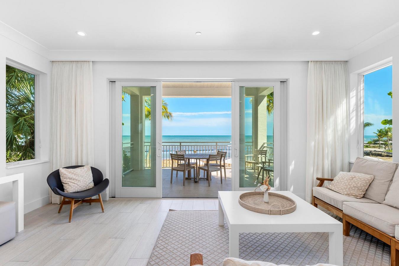 Islamorada, Florida, 33036, United States, 4 Bedrooms Bedrooms, ,4 BathroomsBathrooms,Residential,For Sale,1786978