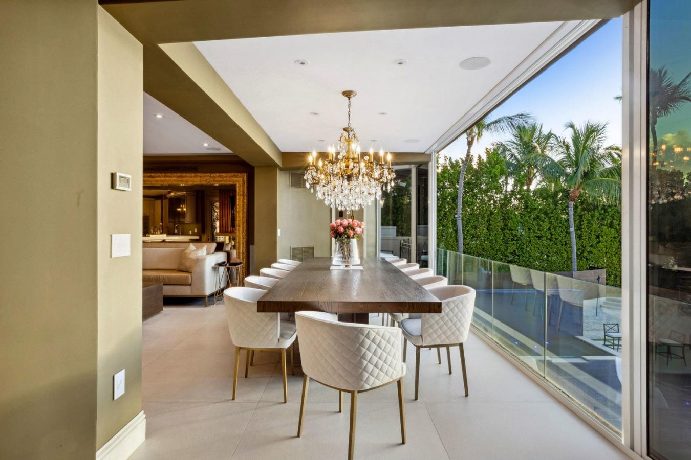 Islamorada, Florida, 33036, United States, 7 Bedrooms Bedrooms, ,7 BathroomsBathrooms,Residential,For Sale,1786977