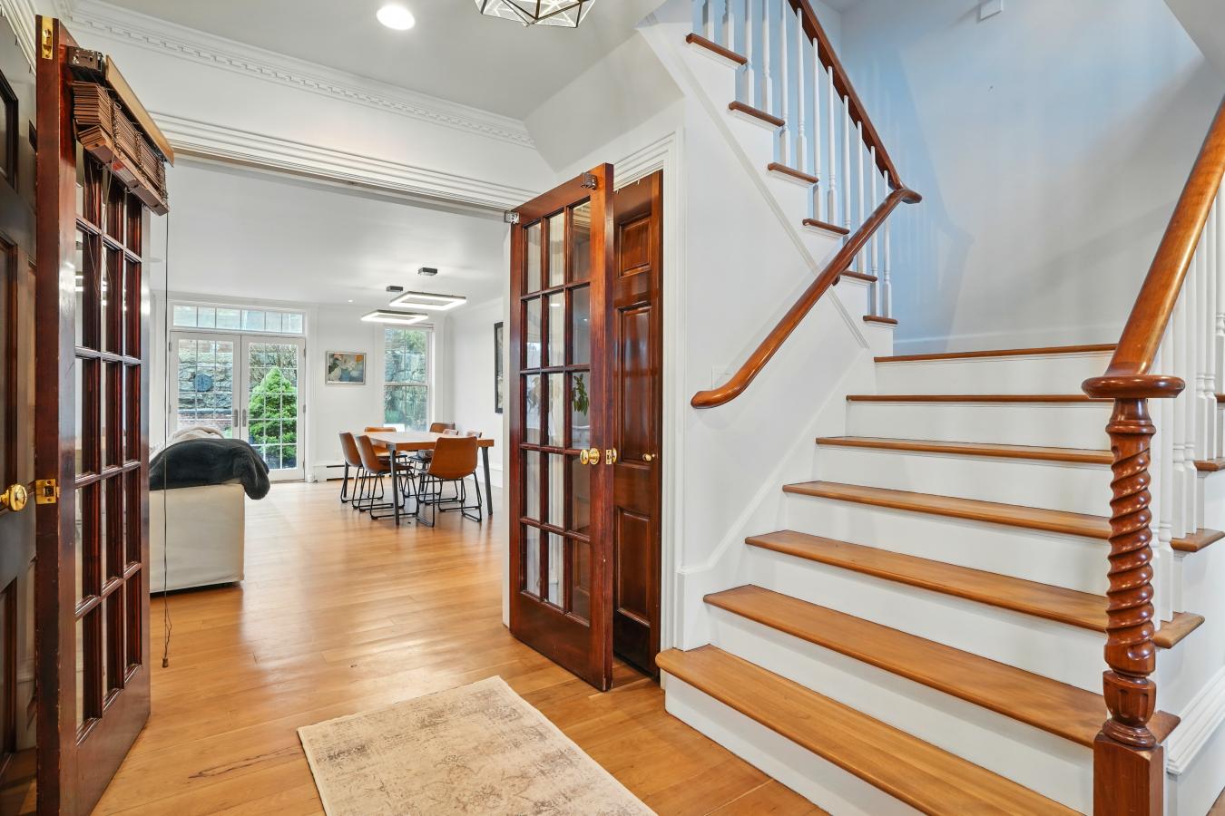 Boston, Massachusetts, 02129, United States, 5 Bedrooms Bedrooms, ,4 BathroomsBathrooms,Residential,For Sale,1927616