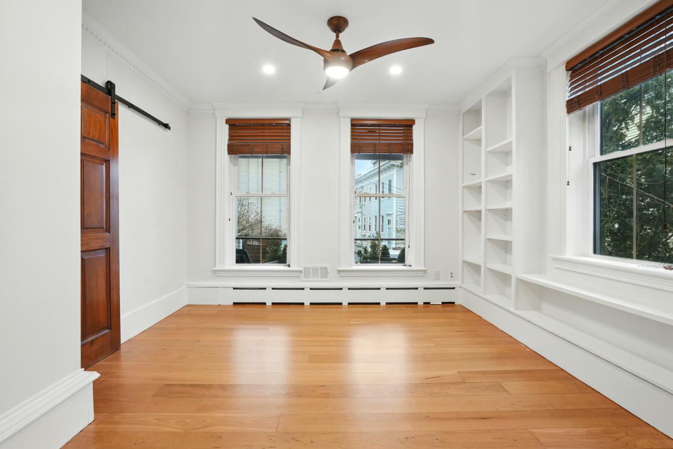 Boston, Massachusetts, 02129, United States, 5 Bedrooms Bedrooms, ,4 BathroomsBathrooms,Residential,For Sale,1927616
