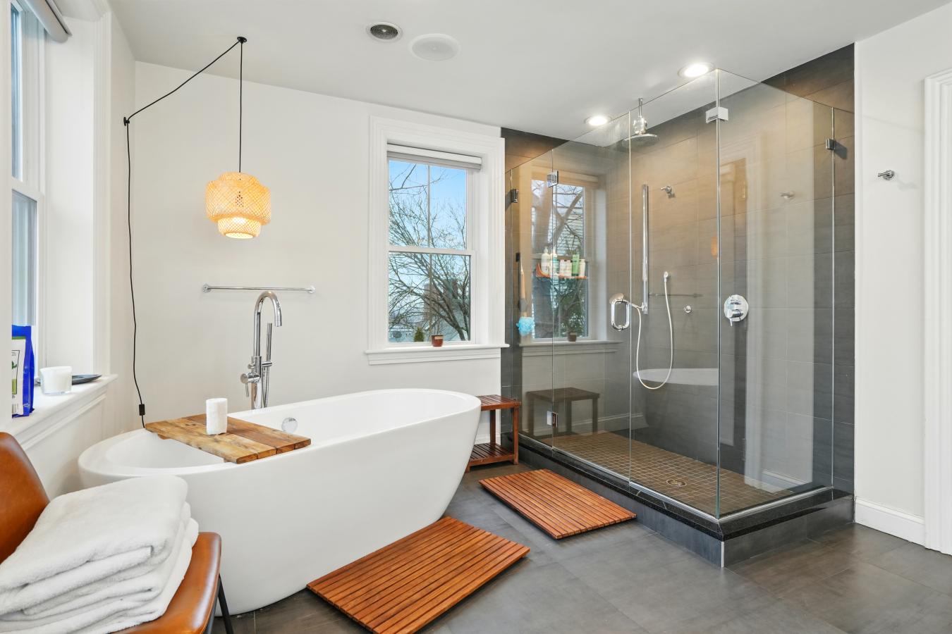 Boston, Massachusetts, 02129, United States, 5 Bedrooms Bedrooms, ,4 BathroomsBathrooms,Residential,For Sale,1927616