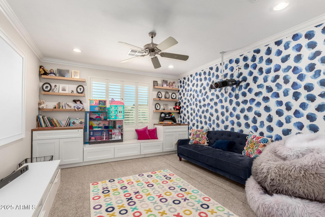 Gilbert, Arizona, 85296, United States, 4 Bedrooms Bedrooms, ,3 BathroomsBathrooms,Residential,For Sale,1797364