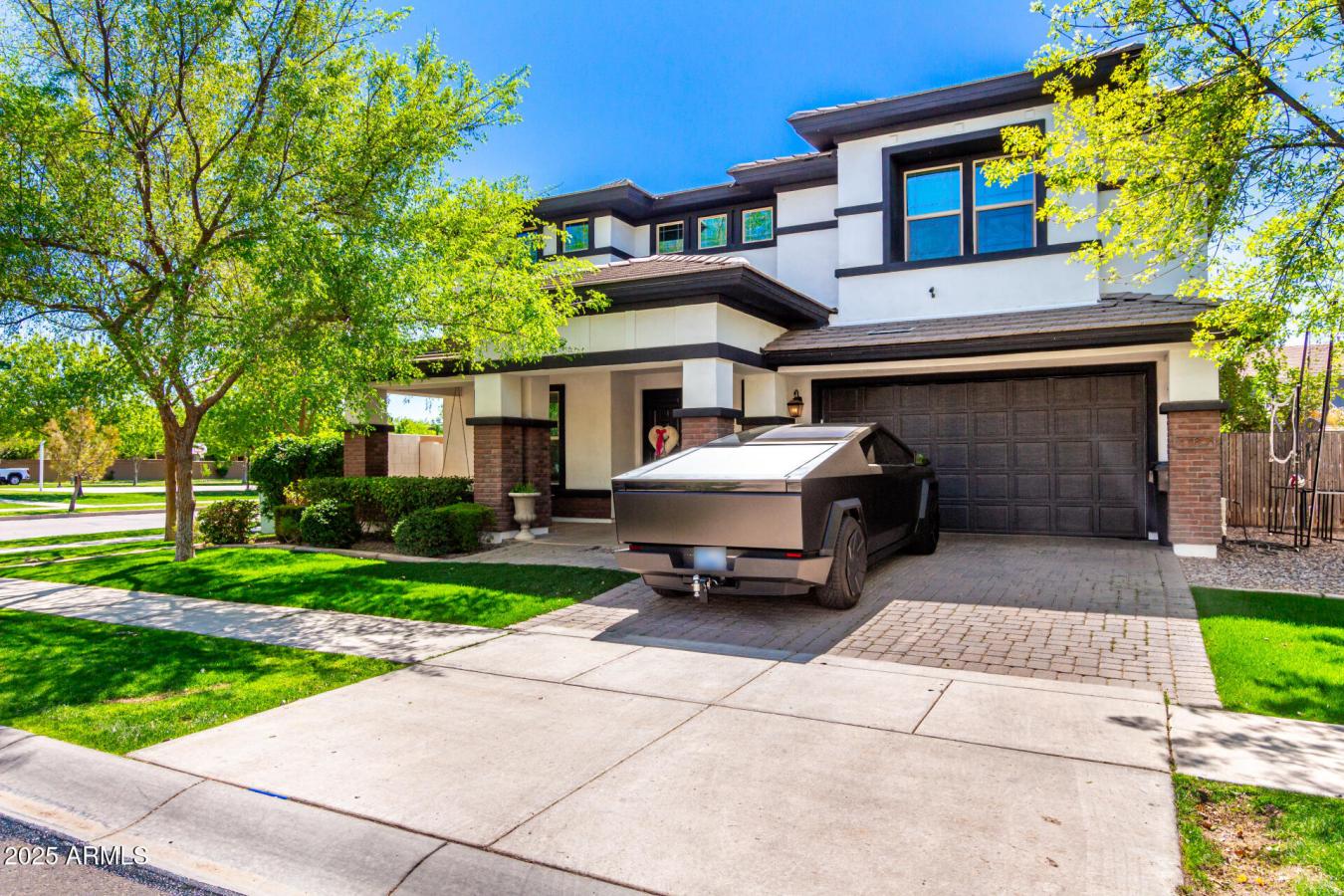 Gilbert, Arizona, 85296, United States, 4 Bedrooms Bedrooms, ,3 BathroomsBathrooms,Residential,For Sale,1797364