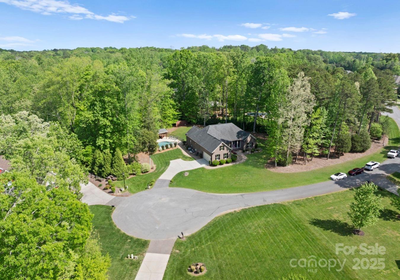 Davidson, North Carolina, 28036, United States, 4 Bedrooms Bedrooms, ,2 BathroomsBathrooms,Residential,For Sale,1797356