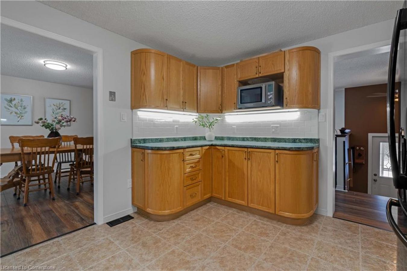 Gilmour, ON, K0L 1W0, Canada, 4 Bedrooms Bedrooms, ,2 BathroomsBathrooms,Residential,For Sale,1797354