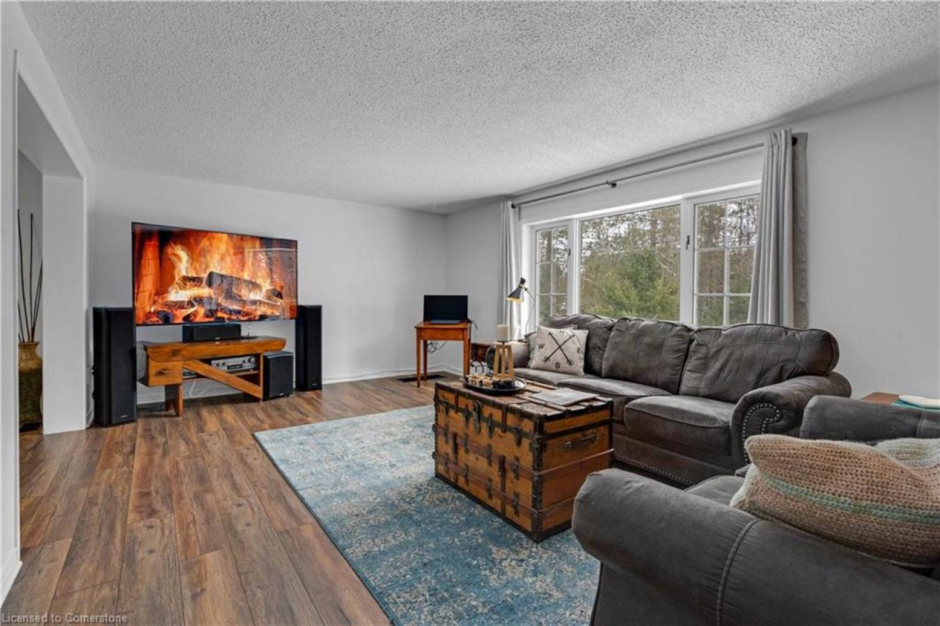 Gilmour, ON, K0L 1W0, Canada, 4 Bedrooms Bedrooms, ,2 BathroomsBathrooms,Residential,For Sale,1797354