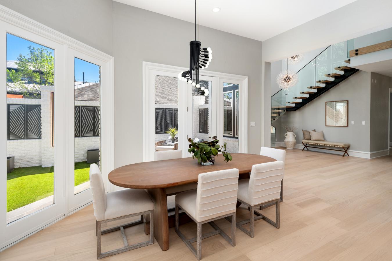 Fort Worth, Texas, 76107, United States, 4 Bedrooms Bedrooms, ,3 BathroomsBathrooms,Residential,For Sale,1797352