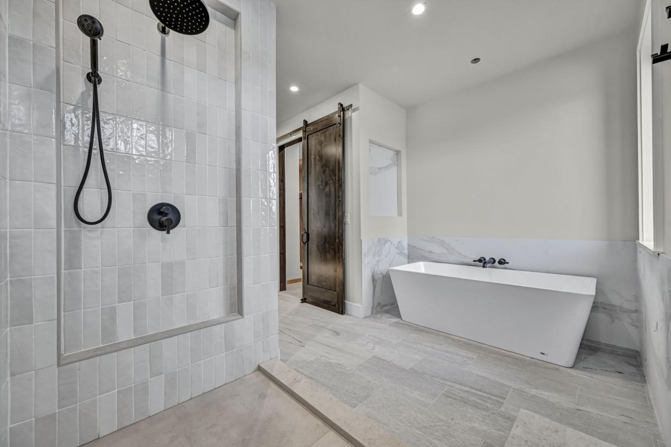 Truckee, California, 96161, United States, 4 Bedrooms Bedrooms, ,4 BathroomsBathrooms,Residential,For Sale,1797344