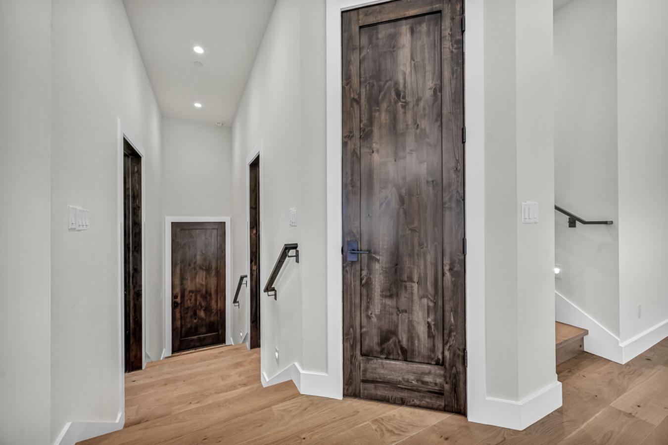 Truckee, California, 96161, United States, 4 Bedrooms Bedrooms, ,4 BathroomsBathrooms,Residential,For Sale,1797344